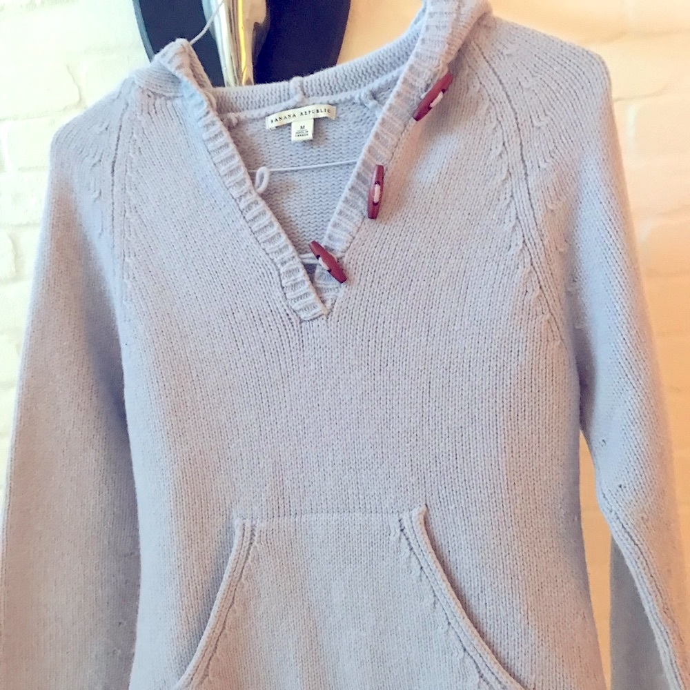 Banana Republic powder blue sweater size M